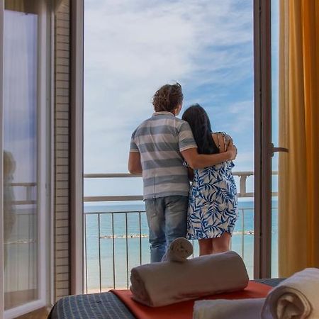Hotel President'S Pesaro Kültér fotó