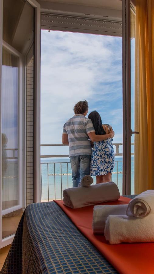 Hotel President'S Pesaro Kültér fotó