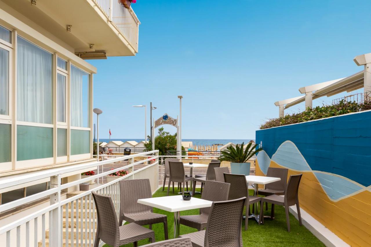 Hotel President'S Pesaro Kültér fotó