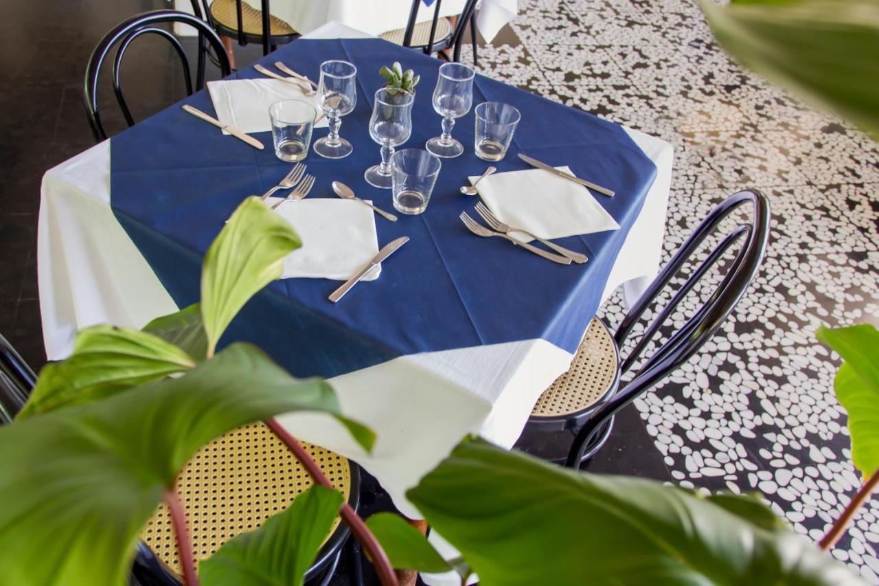 Hotel President'S Pesaro Kültér fotó