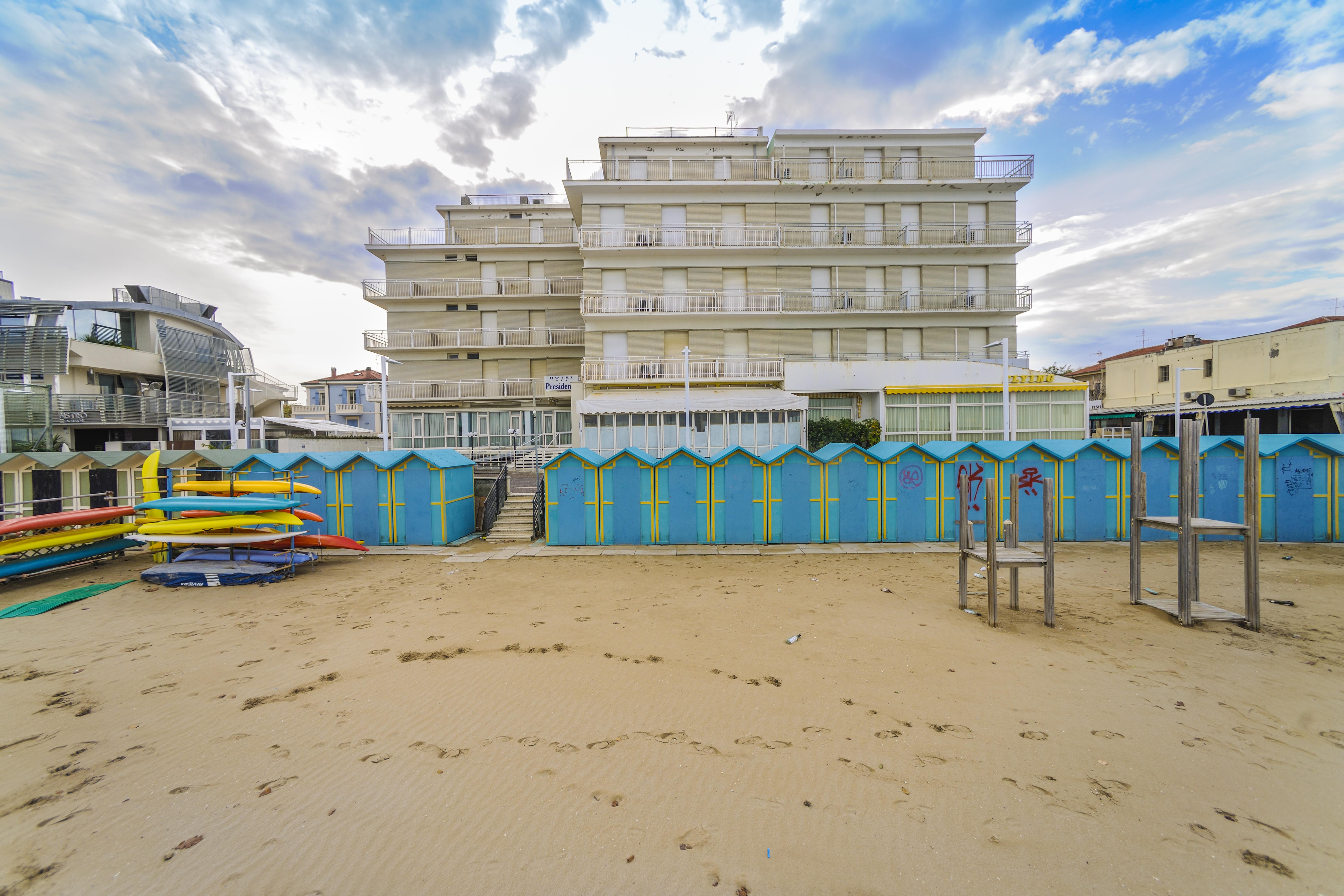 Hotel President'S Pesaro Kültér fotó